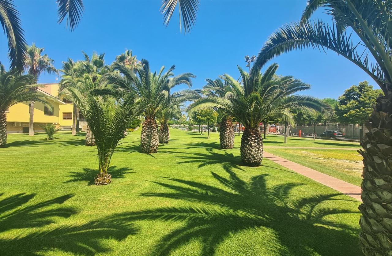 Don Antonio Glamping Village Giulianova Esterno foto